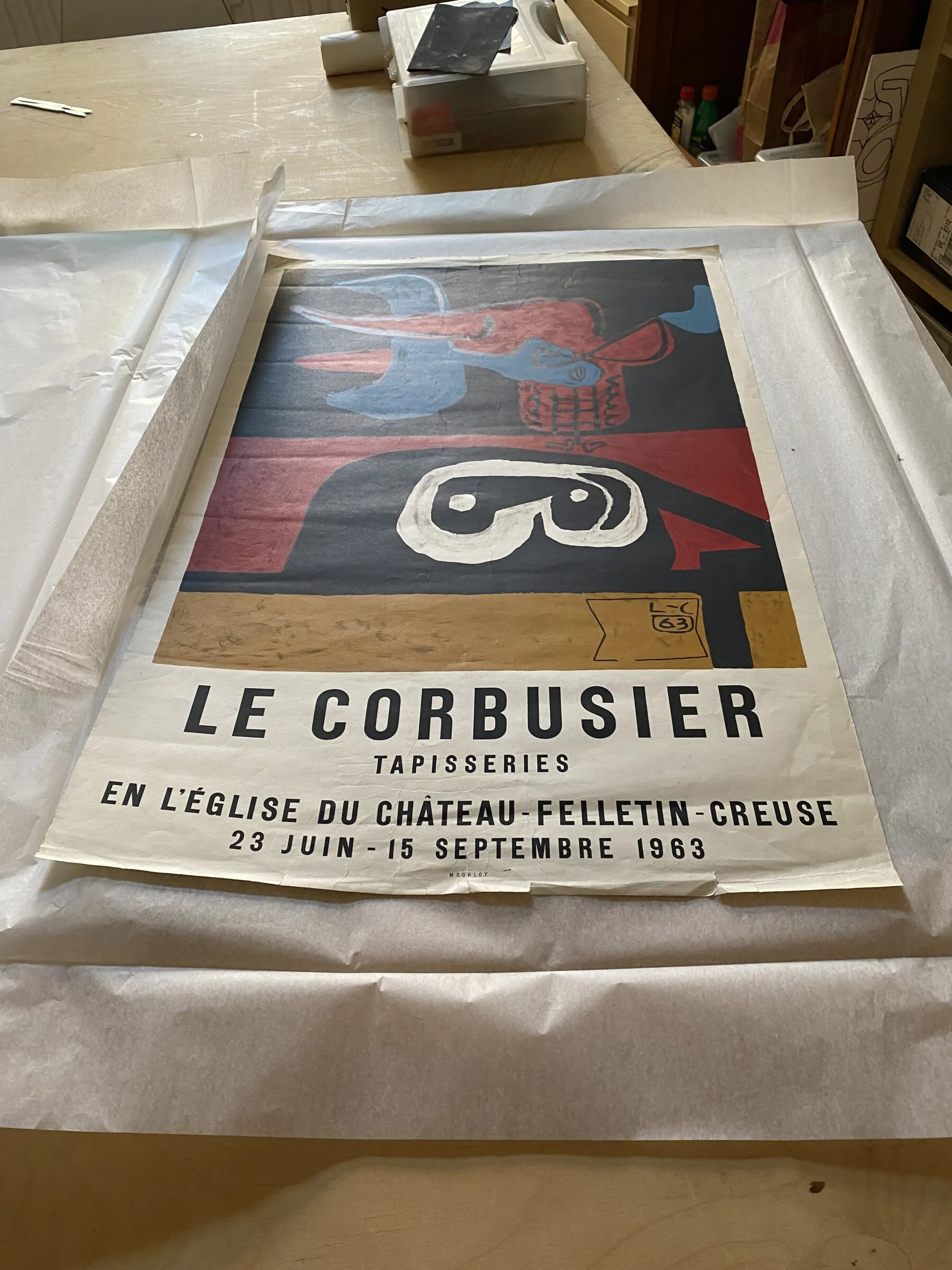During restoration. General view of the poster.